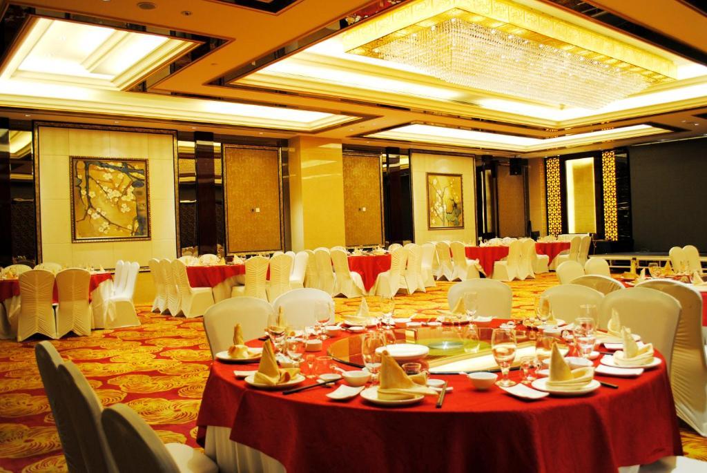 Datong Weidu International Hotel Exterior foto